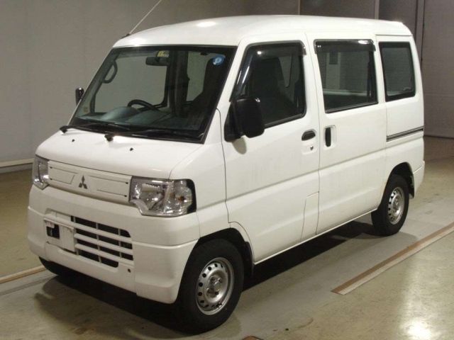 4116 Mitsubishi Minicab van U61V 2013 г. (TAA Hyogo)